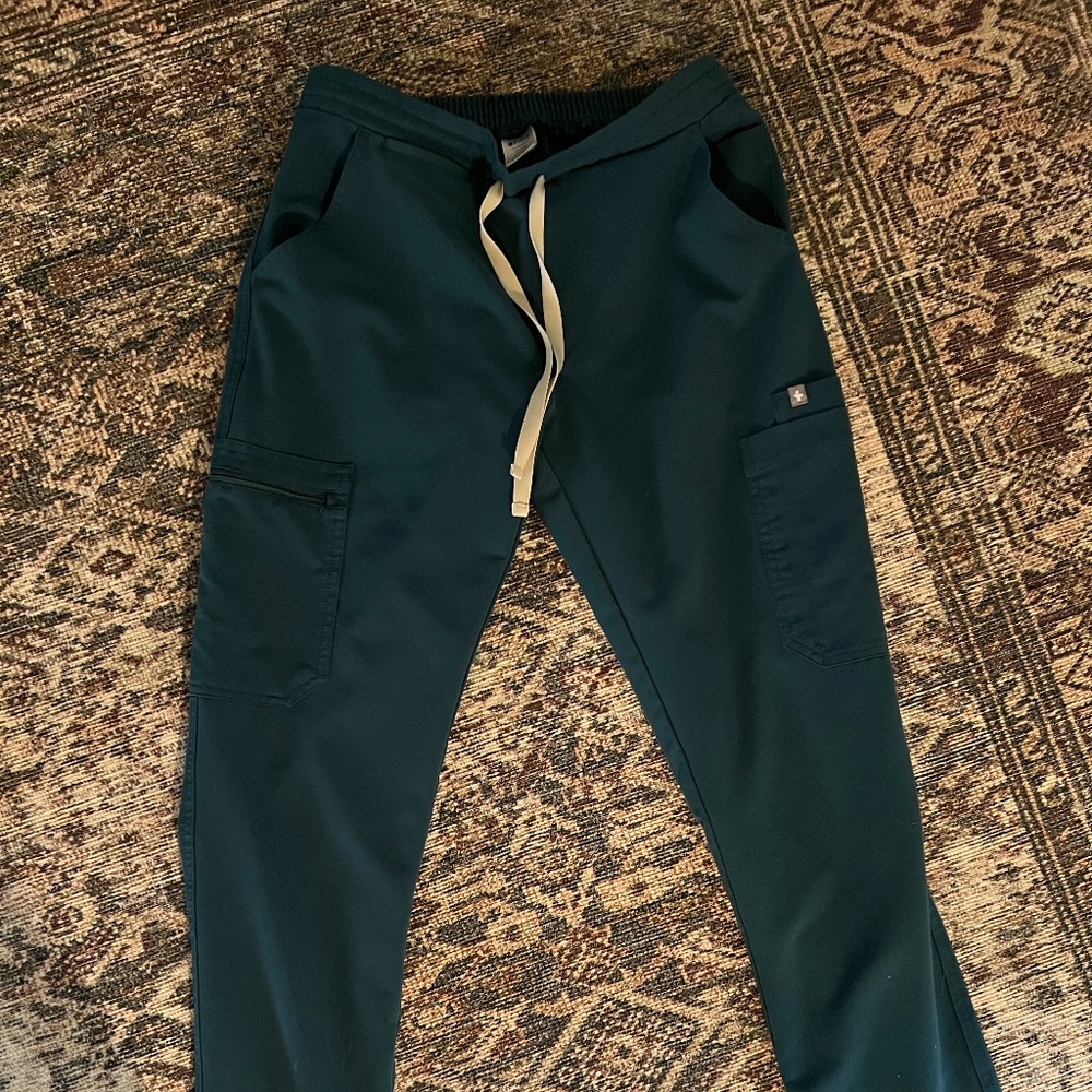 FIGS Caribbean Blue Yolas XS